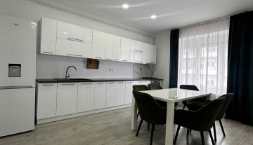 Chirie,Ap.3 camere,Centru a2167