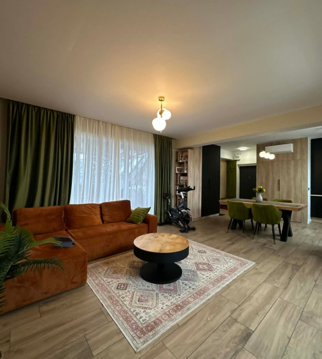 1a2377.jpg
