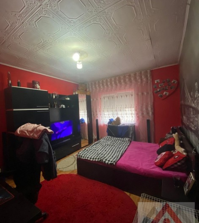 a1131-CasaAzuga28.JPG