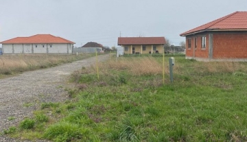 a1284-IntravilanBaltaBlonda02.JPG
