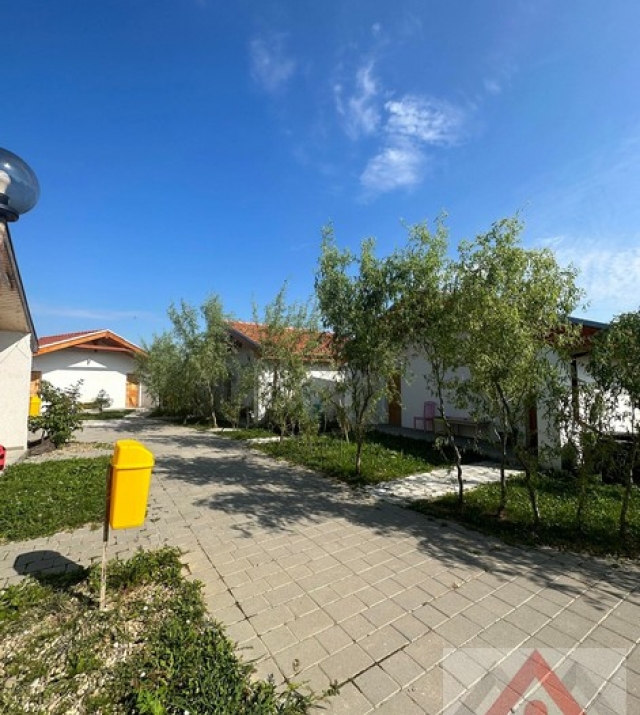 a1439-ChiriePensiuneAtea28.JPG